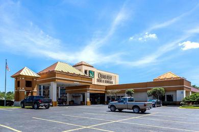 Отель Quality Inn & Suites Baton Rouge West - Port Allen