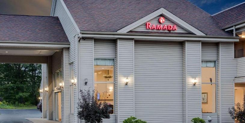 Motel Ramada by Wyndham Cleveland Airport West
