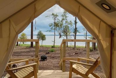 Люкс-шатер Tentrr State Park Site - Louisiana North Toledo Bend State Park - Lakeview A - Single Camp
