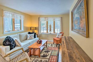 Holiday home Cozy White Mtn Hideaway about 4 Mi to Hiking and Skiing!