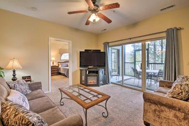  Resort Condo with Amenities, By Silver Dollar City!