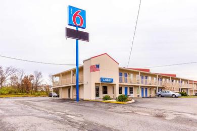Hotel Motel 6-Mount Vernon, IL