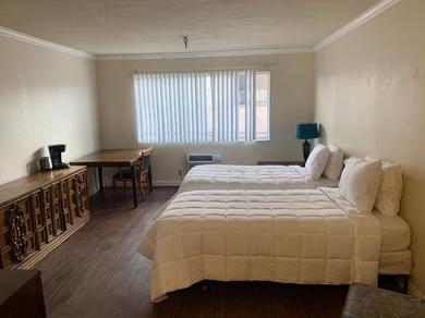 Spacious Double Bed Suite-A09
