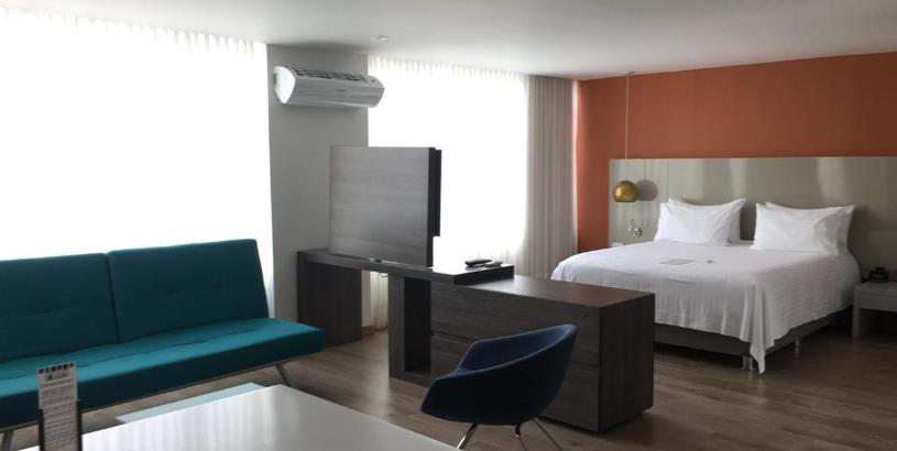 Отель Hotel Holiday Inn Express & Suites Medellin, an IHG Hotel