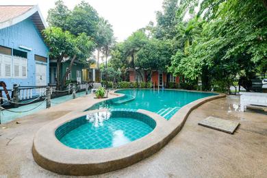 Отель Deeden Pattaya Resort