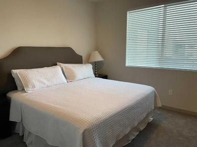Apartments Stay Gia New Modern 1 Br Apartment With Swimming Pool & Gym At Grayson Place