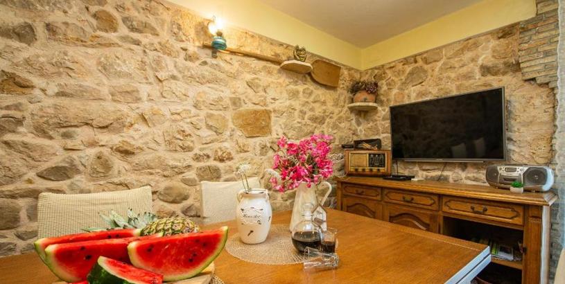 Holiday home Holiday Home Stone Wall