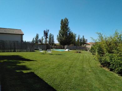 Holiday home Casas Olmo y Fresno jardín y piscina a 17 kilómetros de Salamanca