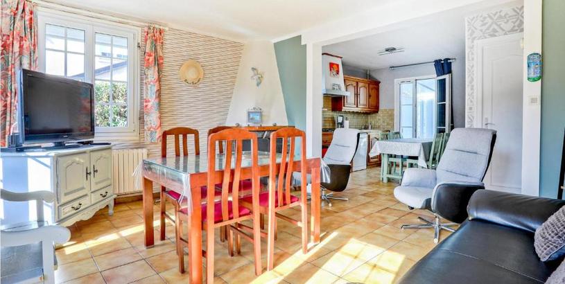 Дом отдыха Awesome home in Anneville sur Mer with 2 Bedrooms and WiFi