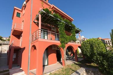 Апартаменты RED HOUSE APARTMENTS - FOUR BEAUTIFUL APARTMENTS IN IVANICA near DUBROVNIK