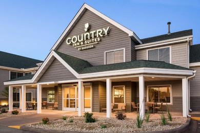 Отель Country Inn & Suites by Radisson, Chippewa Falls, WI