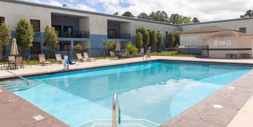 Hotel Cottonwood Suites Savannah Hotel & Conference Center