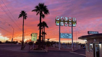Motel Palms Inn
