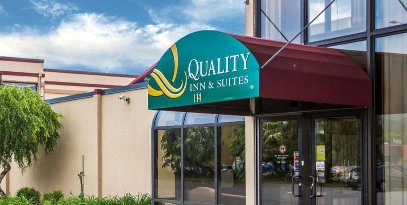 Отель Quality Inn and Suites Kingston