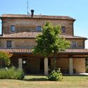 Guest house Stone farmhouse in Moie