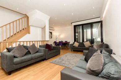 Holiday home Gorgeous House In The Heart of Chelsea, Sleeps 7