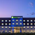 Hotel Holiday Inn Express & Suites - Watertown, an IHG Hotel