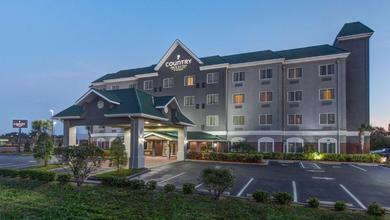 Hotel Country Inn & Suites by Radisson, St. Petersburg - Clearwater, FL