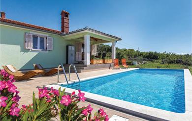 Holiday home Beautiful home in Koromacno with 2 Bedrooms, WiFi and Outdoor swimming pool