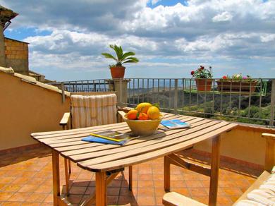 Apartments Slow holidays in Calabria tradizioni eno-gastonomia tra borgo e mare