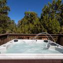 Holiday home New listing! Hot tub. Minutes from Zion