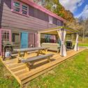 Holiday home Pet-Friendly Bakersville Cottage with Views!