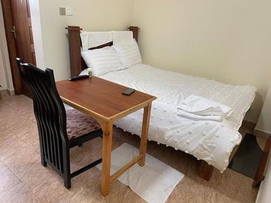 Homely Studio with WI-FI, Comfortabel Working Area & Secure Parking
