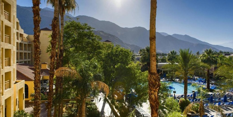 Отель Renaissance Palm Springs Hotel