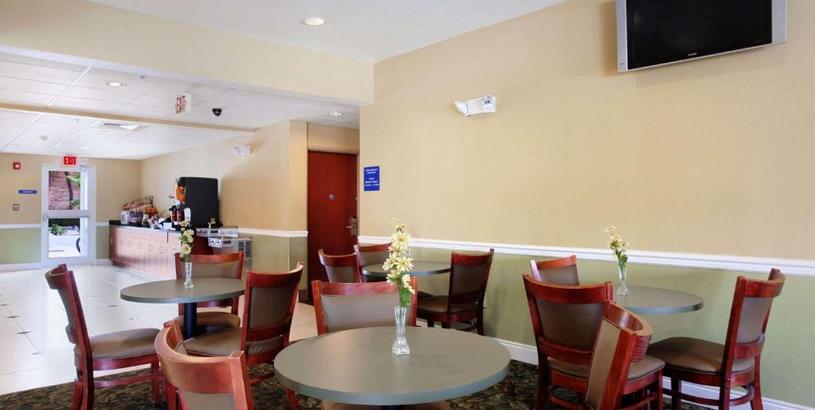 Hotel Microtel Inn & Suites by Wyndham Panama City
