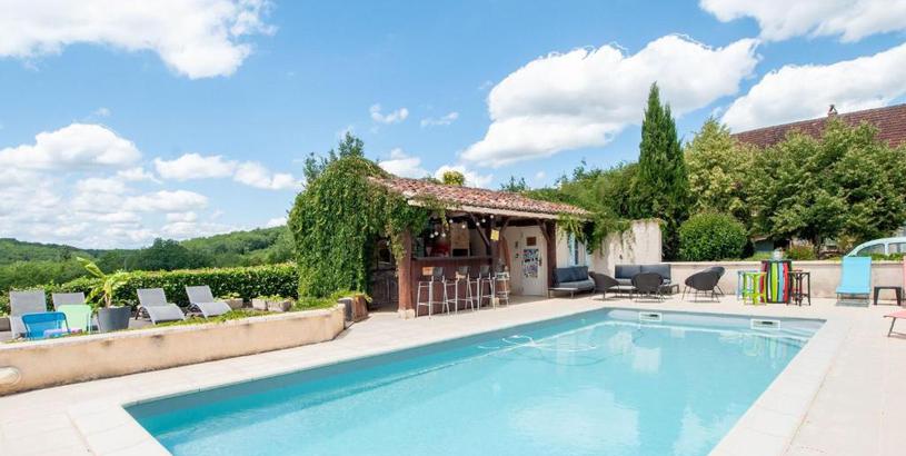 Holiday home Fantastic Holiday Home in D gagnac with Jacuzzi