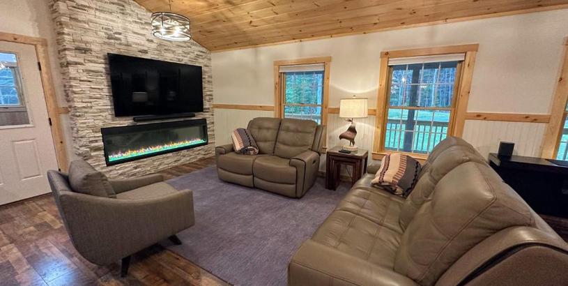 Holiday home 14EV Newly custom built Coventry home on 3 acre private lot near Cannon Franconia