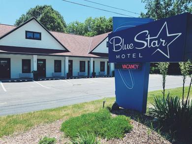 Hotel Blue Star Motel