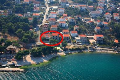 Apartments by the sea Mastrinka, Ciovo - 11711