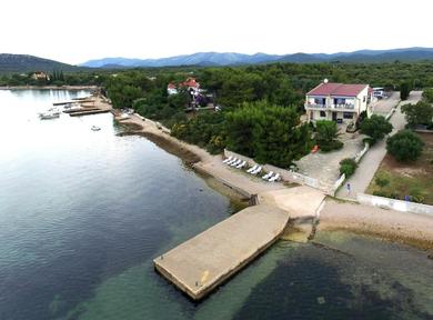 Guest house Apartments and rooms by the sea Pirovac, Sibenik - 13654