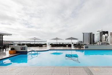 Aparthotel Heritage Apartments - Auckland CBD - Rooftop pool, spas, gyms & saunas