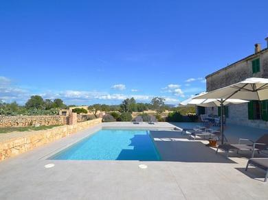 Holiday home recently restored finca in a quiet location with a private salt water swimming pool