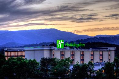 Hotel Holiday Inn Roanoke - Tanglewood Route 419 & I 581, an IHG Hotel