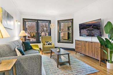 Апартаменты Welcoming & Trendy 1BR Apt in Vibrant North Center - Larchmont 1A-2A