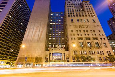 Отель InterContinental Chicago Magnificent Mile, an IHG Hotel