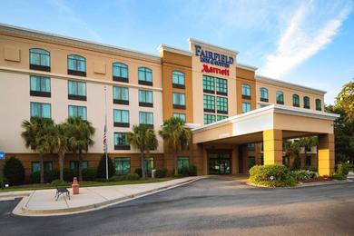 Отель Fairfield Inn & Suites by Marriott Valdosta