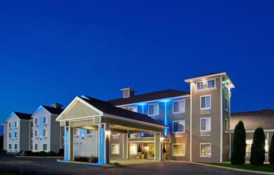 Отель Holiday Inn Express & Suites New Buffalo, MI, an IHG Hotel
