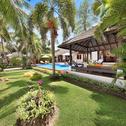 Villa Ban Laem Sor - Omicron Promo - Tropical Beachfront 4 bed pool villa