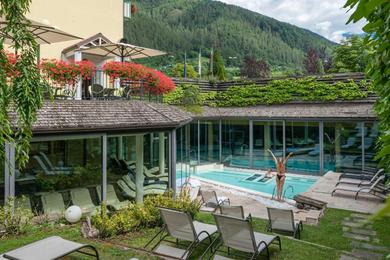 Отель Alpholiday Dolomiti Wellness & Family Hotel