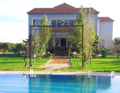 Вилла 3 bedrooms villa with private pool and garden at Laghnimyene