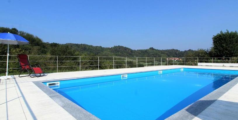 Дом отдыха Attractive holiday home in Brozolo with private pool