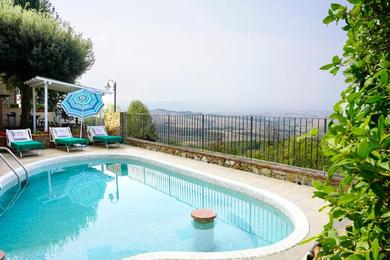 Apartments Antica Pietra holiday house with pool