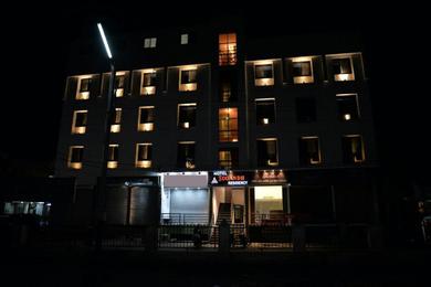Hotel Sugandh Residency