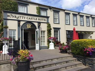 Отель Bunratty Castle Hotel, BW Signature Collection