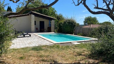Petite villa avec piscine chauffée