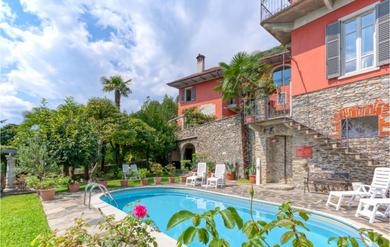 Apartments Amazing apartment in Carcegna with 2 Bedrooms, WiFi and Outdoor swimming pool